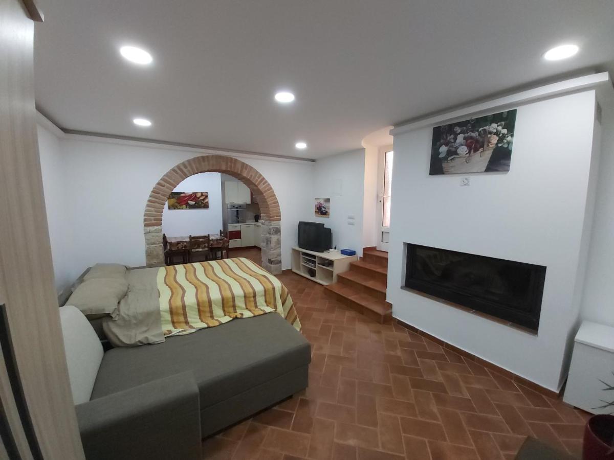 Studio Apartman Marko Porec Bagian luar foto